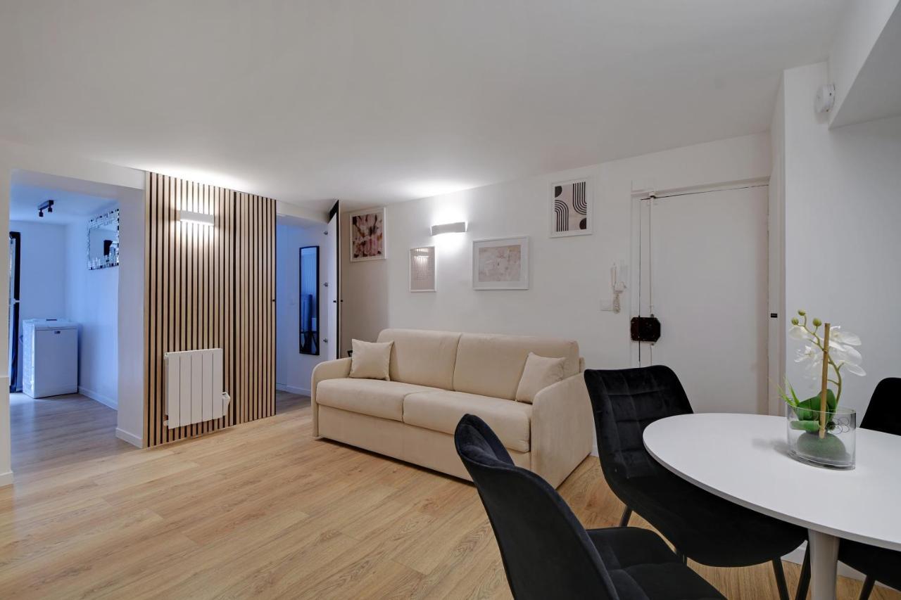 Apartamento CMG Palais Royal / Musée du Louvre París Exterior foto